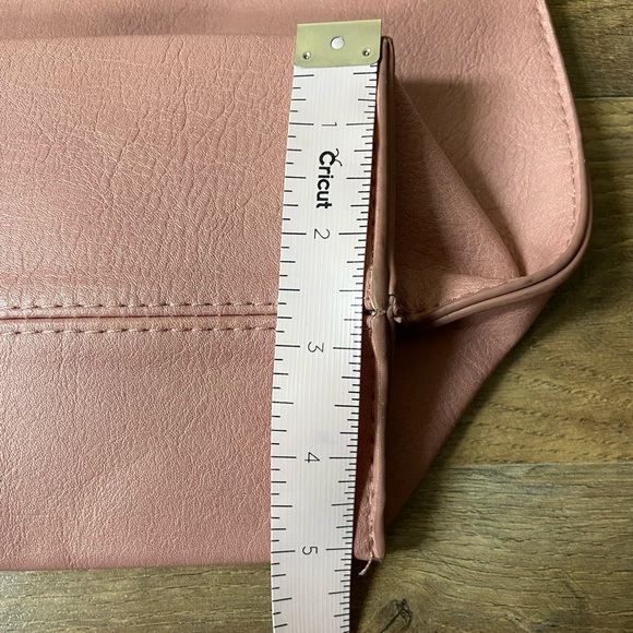 G.H. Bass & Co. Bag - Picture 8 of 12